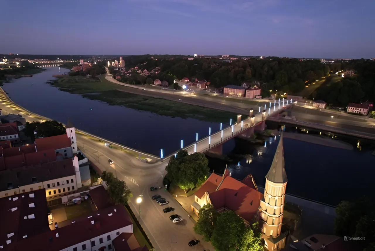 Old Town - Bajor Studios - Self Check-In And Parking Kaunas Luaran gambar